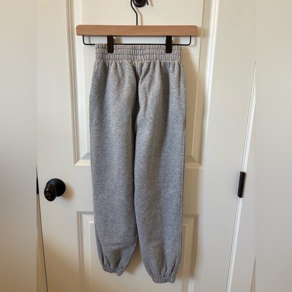 Set of 2 Girls Nike Sweatpants - Picture 6 of 14